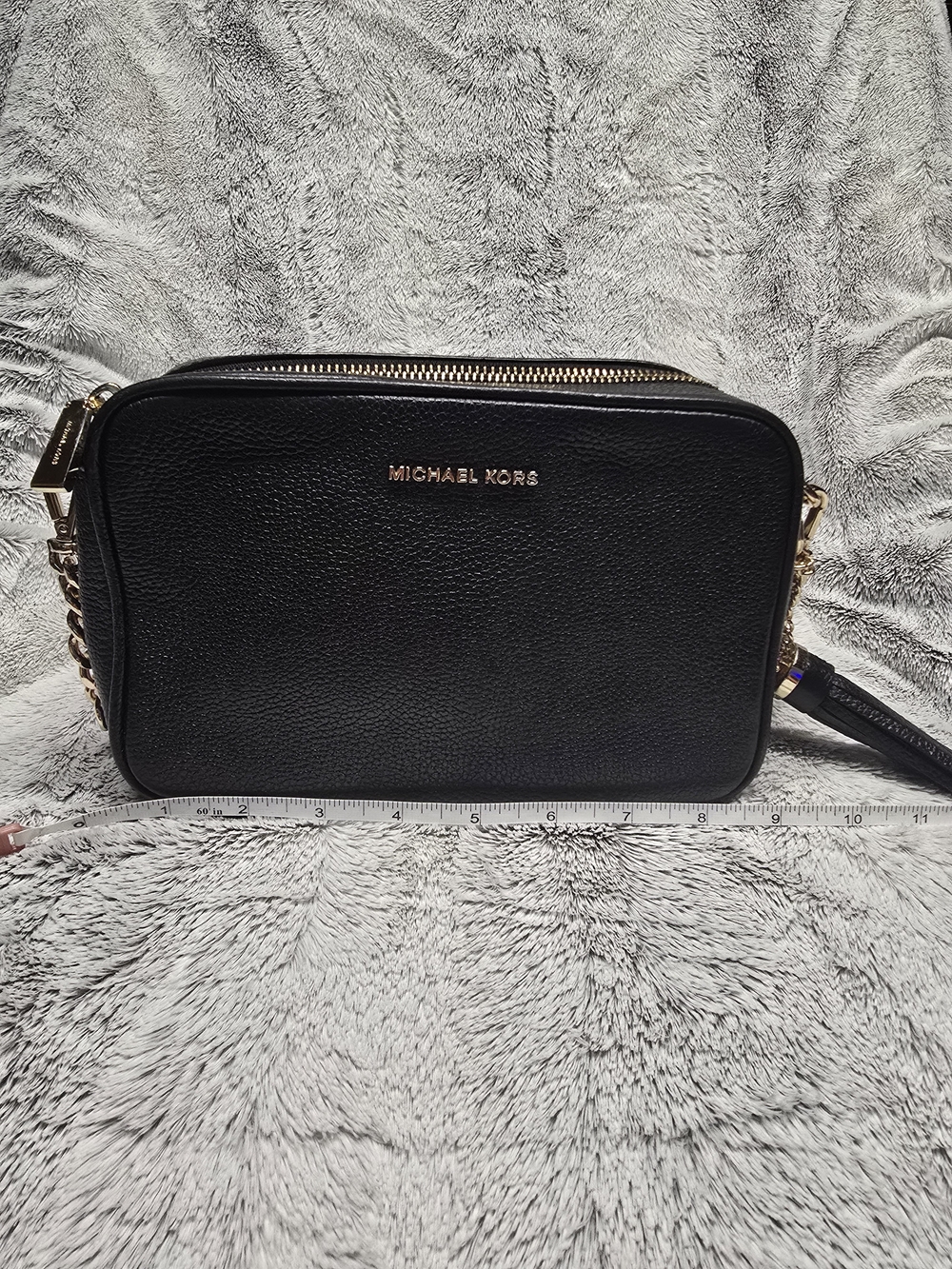 Michael Kors Black Pebbled Leather Jet Set Medium Crossbody with Gold Hardware